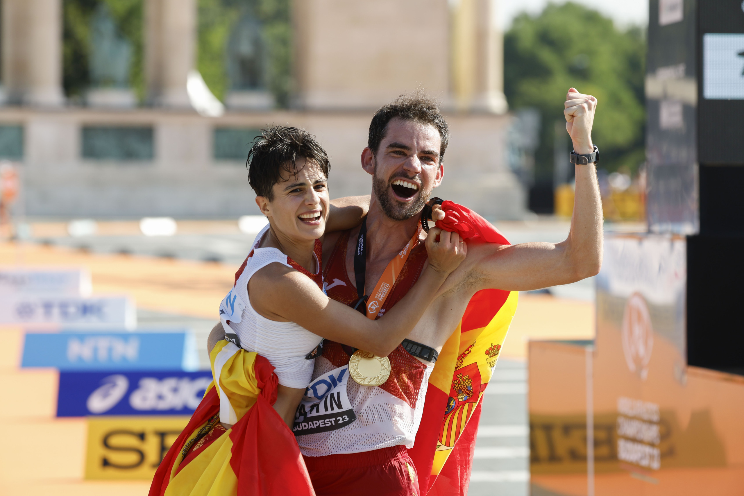 Álvaro Martín Y María Pérez Candidatos A Atleta Mundial Del Año 2023 Madrid Marcha 0378